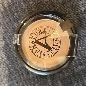 Signature.Club A Translucent Finishing Powder 0.14oz 4g